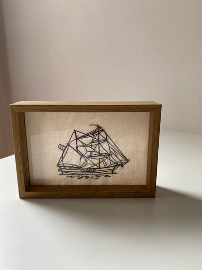 NAVIRE À DEUX MÂTS | BRODERIE FAITE MAIN