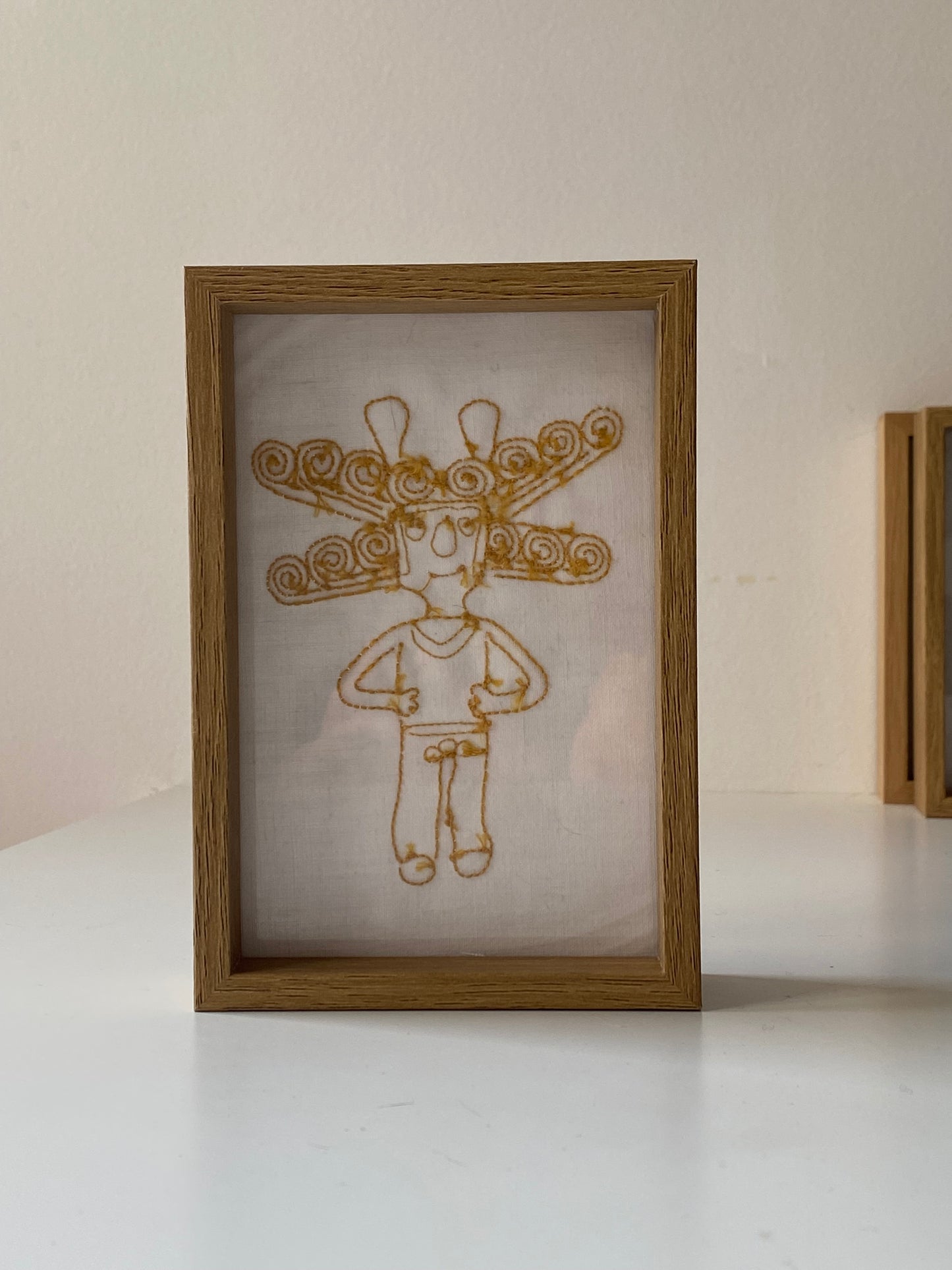 PRE COLOMBIAN TRIPING MAN Gold color | HANDMADE EMBROIDERY